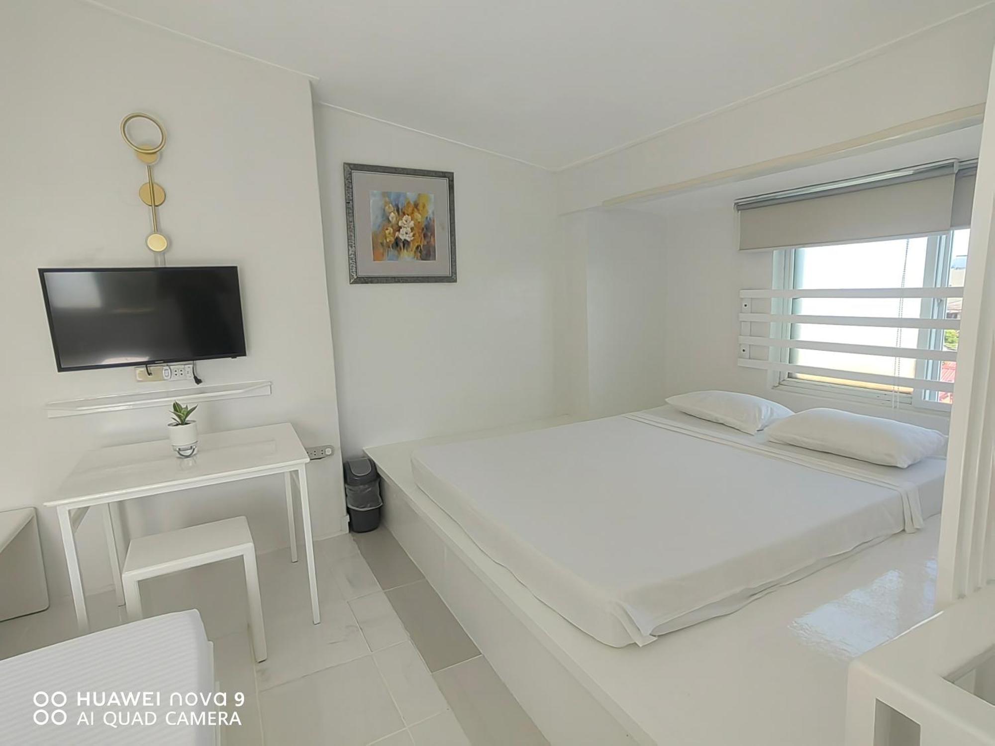 Mecasa Hotel Balabag  Bagian luar foto