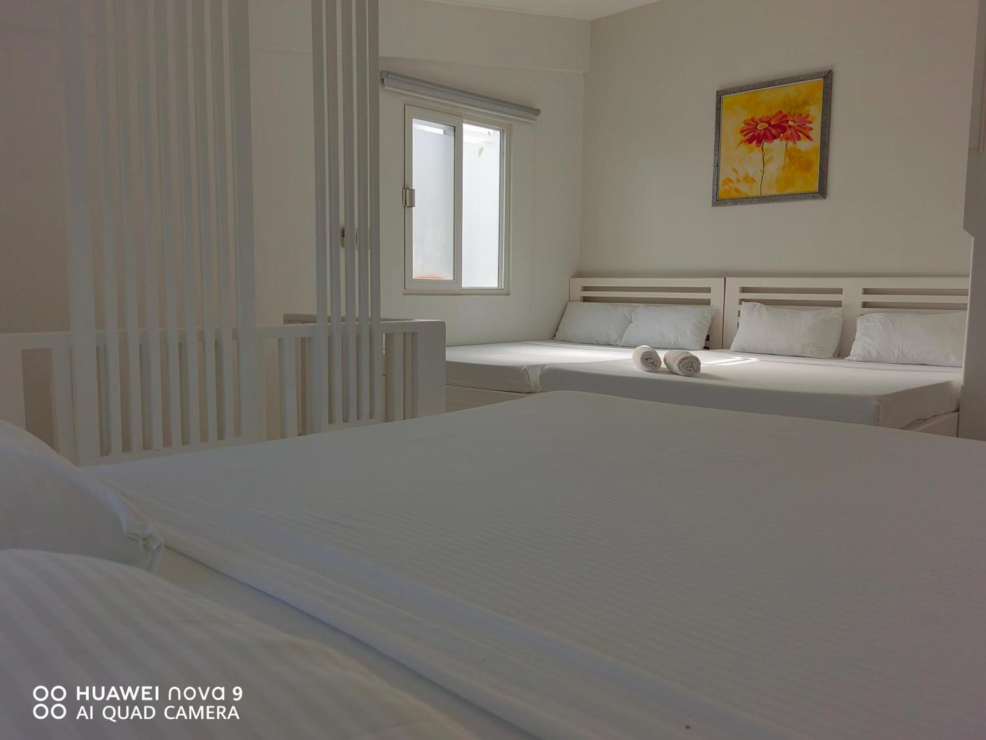 Mecasa Hotel Balabag  Bagian luar foto