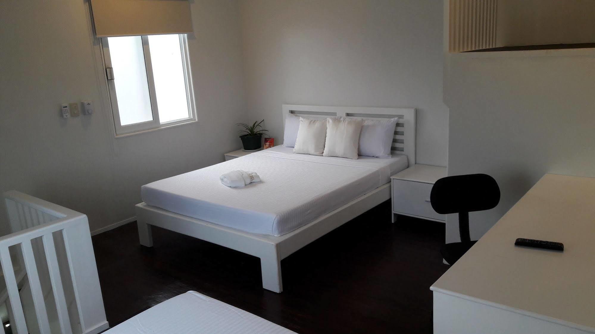 Mecasa Hotel Balabag  Bagian luar foto